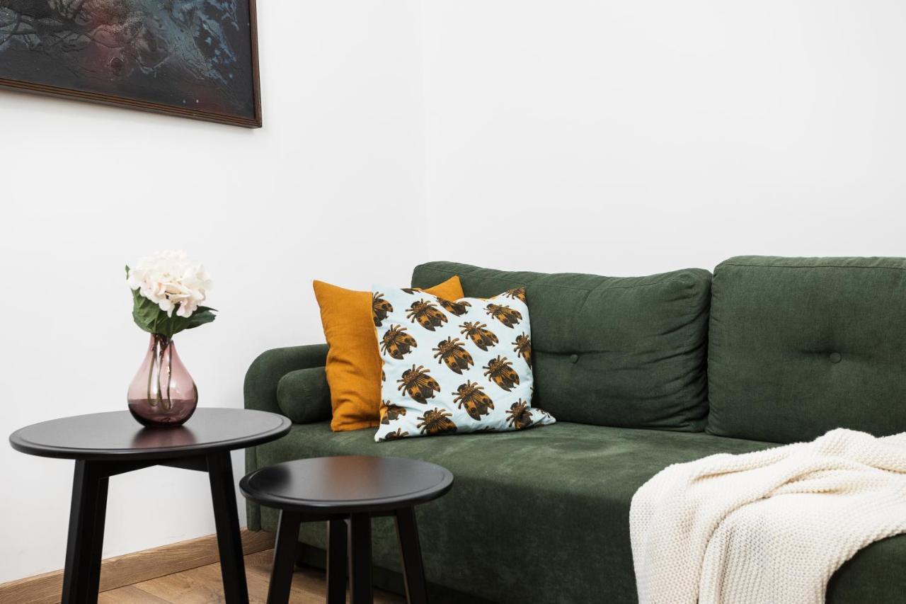 Appartement Bosacka X 1' Main Train & Bus Station - By Upstairs